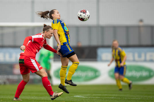 Dösjöbros Josefine Carlsson och Eskilsminnes Sanna Nilsson