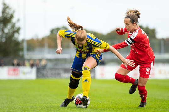 Eskilsminnes Maja Ahlm och Dösjöbros Julia Johansson