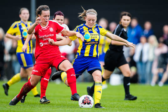 Dösjöbros Julia Johansson och Eskilsminnes Nova Karlsson