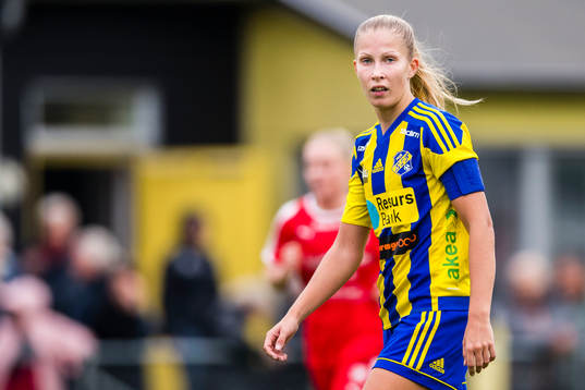 Eskilsminnes Julia Nyberg Spets deppar