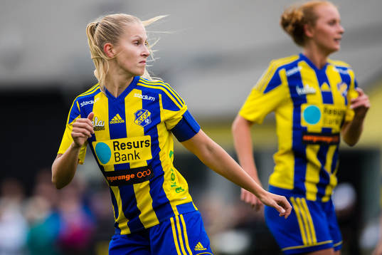 Eskilsminnes Julia Nyberg Spets deppar