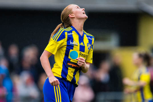 Eskilsminnes Maja Ahlm deppar