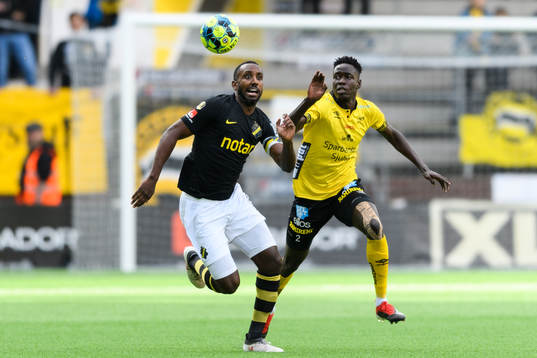 s Henok Goitom  och Elfsborgs Joseph Okumu