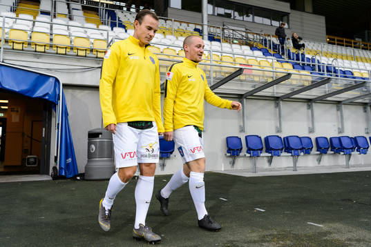 Falkenbergs Anton Wede och Christoffer Carlsson före