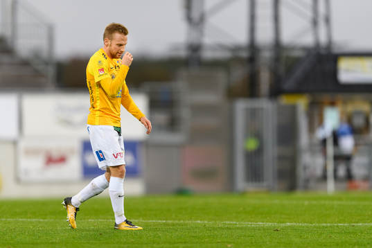 Falkenbergs Tobias Englund deppar