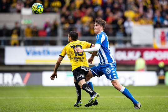Häckens Paulinho och IFK Göteborgs Emil Holm
