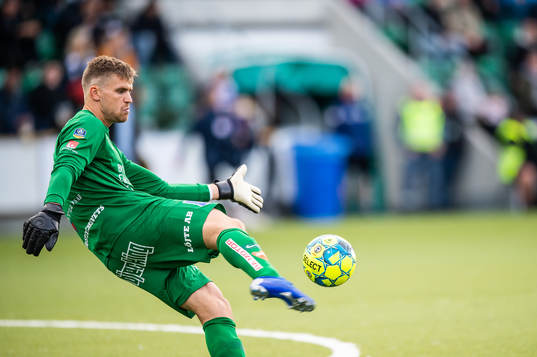 Sirius målvakt Lukas Jonsson