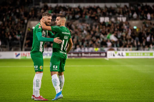 Hammarbys Simon Sandberg och Vladimir Rodic jublar