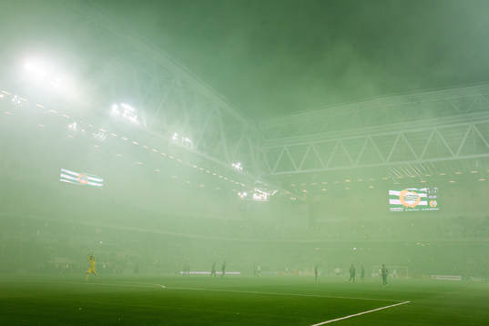 Rök på Tele2 Arena