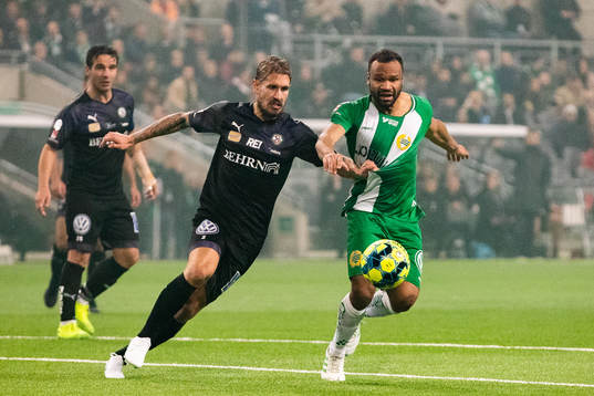 Örebros Daniel Björnkvist och Hammarbys Serge-Junior
