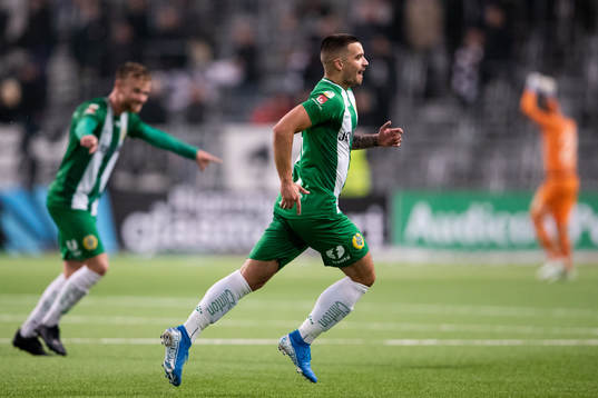 Hammarbys Vladimir Rodic jublar