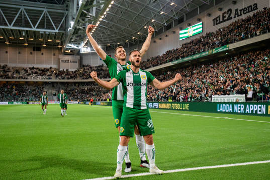 Hammarbys Richard Magyar jublar med Mats Solheim