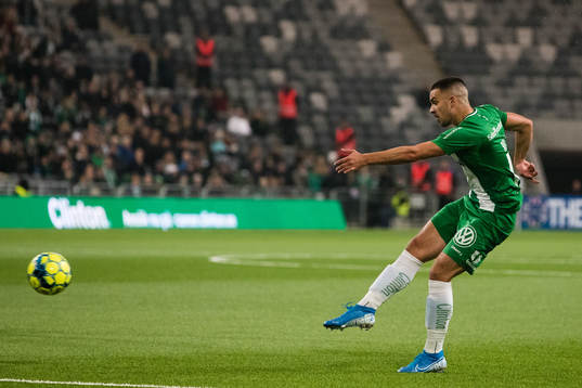 Hammarbys Vladimir Rodic skjuter 3-1 för Hammarby