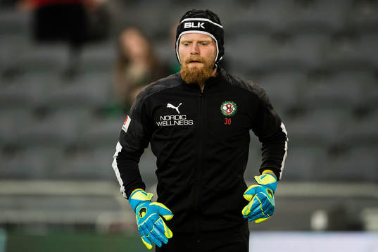 Örebros målvakt Mathias Karlsson