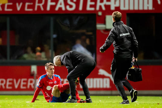 Helsingborgs Adam Eriksson får vård