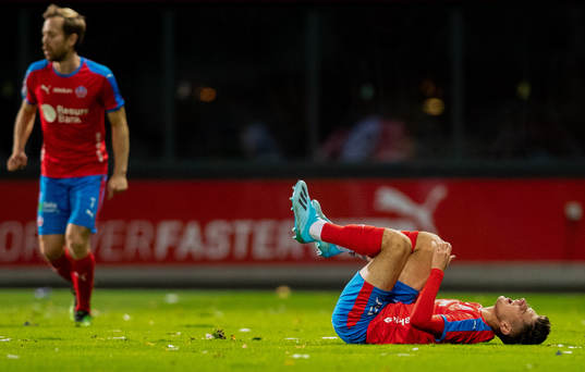 Helsingborgs Armin Gigovic har ont