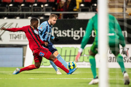 Djurgårdens Jonathan Ring och Östersunds Isak Ssewankambo