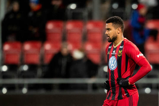 Östersunds Noah Sonko Sundberg deppar
