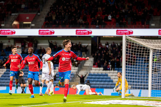 Helsingborgs Max Svensson jublar