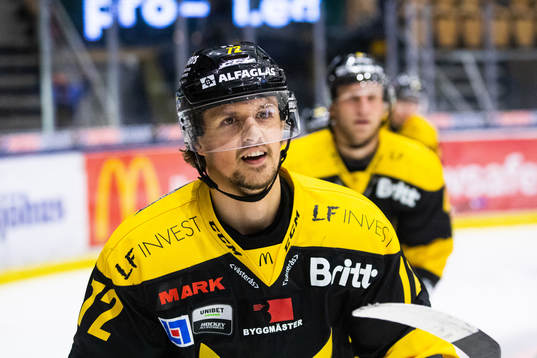 Västerås Viktor Hertzberg jublar