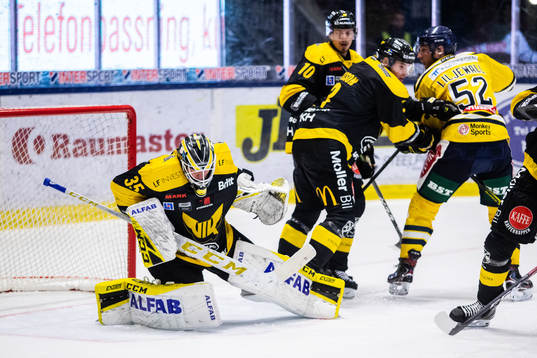 Södertälje med en målchans framför Västerås målvakt