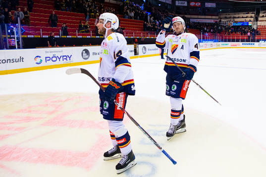 Djurgårdens Tom Wandell och Marcus Högström deppar