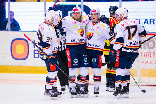 Djurgårdens Manuel Ågren jublar