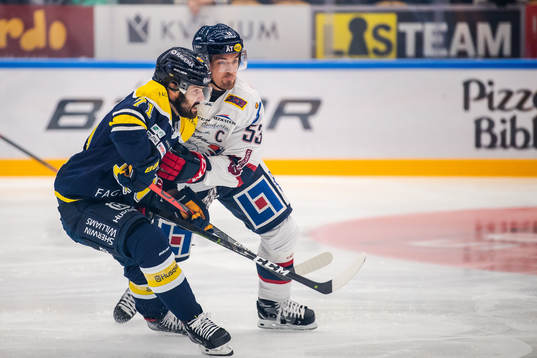 s Linus Fröberg och Linköpings Eddie Larsson