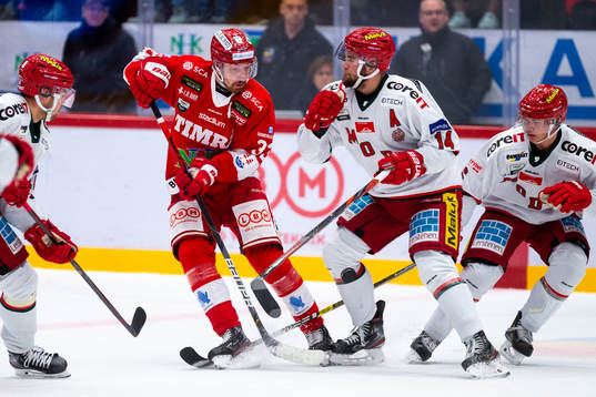Timrås Albin Lundin och Modos Henrik Björklund