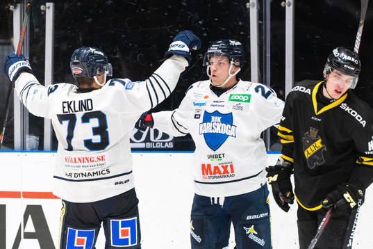 s Jacob Svensson deppar medan Karlskogas Tor Immo jublar