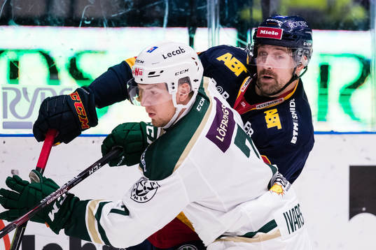 Färjestads Johan Ivarsson och Djurgårdens Patrik Berglund
