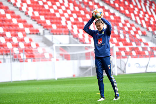 Lina Hurtig of Sweden