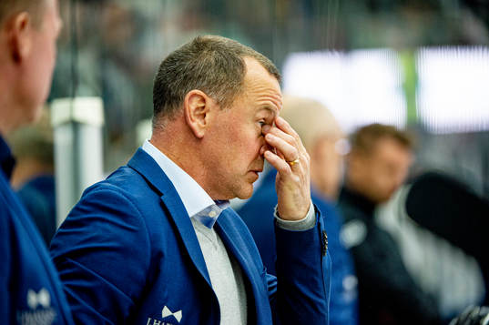 Luleås tränare Thomas Berglund deppar