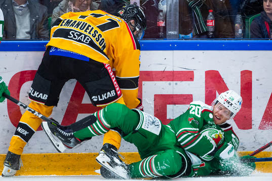 Luleås Petter Emanuelsson och Rögles Hampus Gustafsson