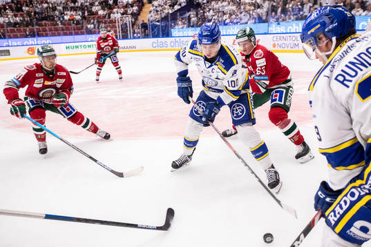 Leksands Martin Karlsson och Frölundas Julius Bergman