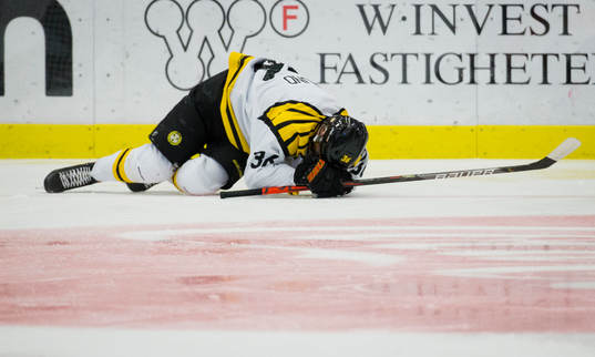 Brynäs Linus Ölund deppar