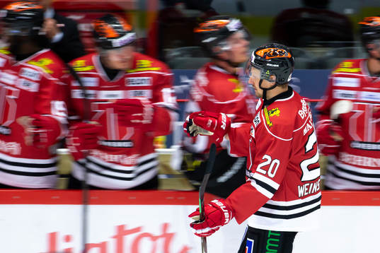Örebros Marcus Weinstock jublar