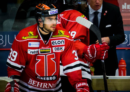 Örebros Jordan Boucher deppar
