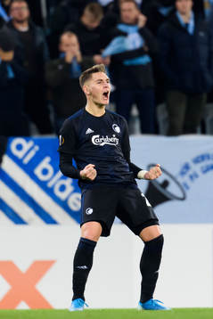 Guillermo Varela of FC Köpenhamn celebrates