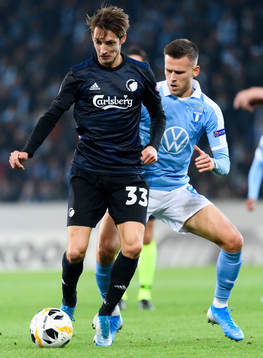 Rasmus Falk of FC Köpenhamn and Arnor Traustason of Malmö