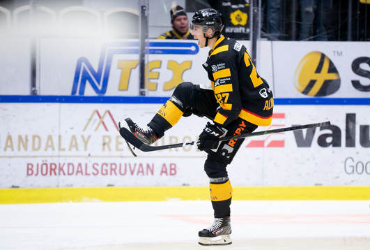 Skellefteås Robin Alvarez jublar