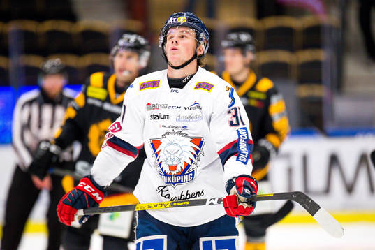 Linköpings Olle Lycksell  deppar