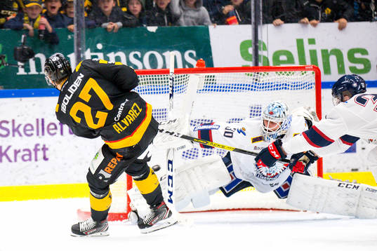 Skellefteås Robin Alvarez gör 2-1 på Linköpings