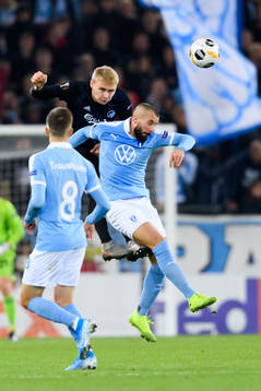 Jonas Wind of FC Köpenhamn and Guillermo Molins of Malmö