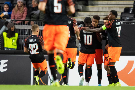 Donyell Malen of PSV Eindhoven celebrates scoring 0-3