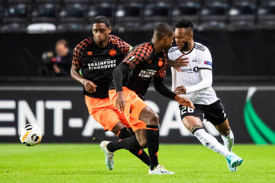 Samuel Adegbenro of Rosenborg and Pablo Rosario of PSV