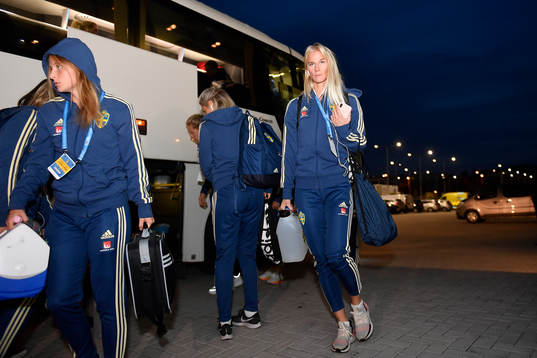 Sofia Jakobsson of Sweden arrives