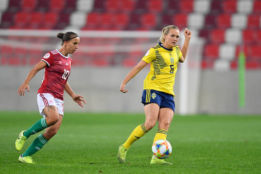Magdalena Ericsson of Sweden against Fanni Vago of Hungary