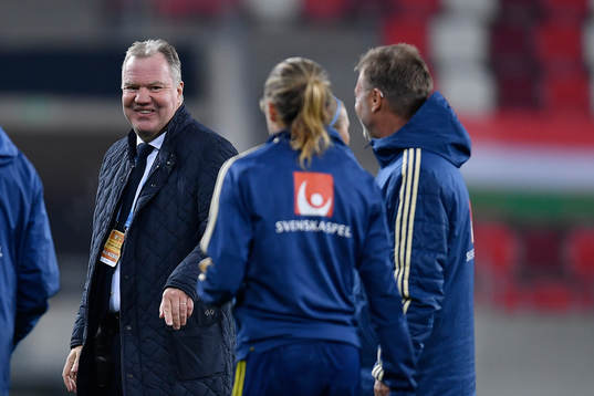 Karl-Erik Nilsson of Sweden, president of the Swedish