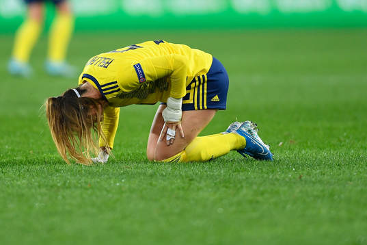 Kosovare Asllani of Sweden reacts